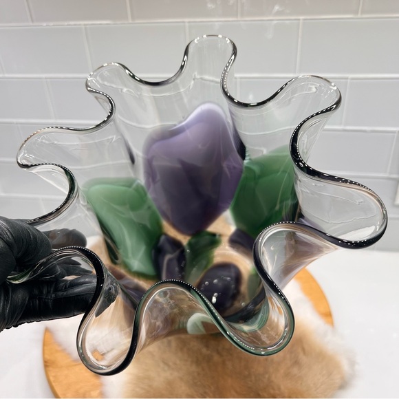 Hand Blown Art Glass Ruffled Swung Vase Abstract Green & Purple Fusion - Picture 7 of 16